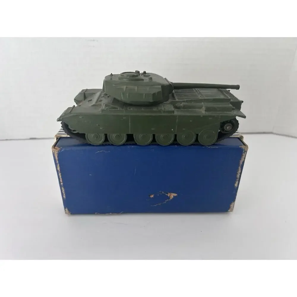Dinky Toys Original #651 CENTURION TANK with original Box (UK)